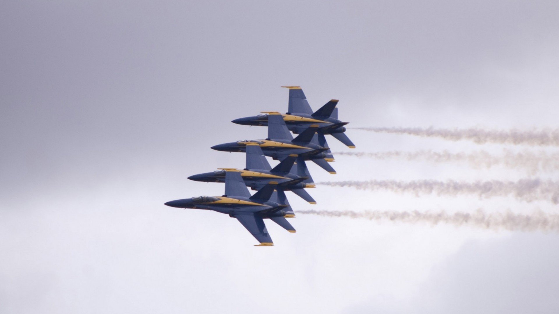 亚冠联赛国家队逆袭 球迷集体点赞，亚冠球队回国了吗